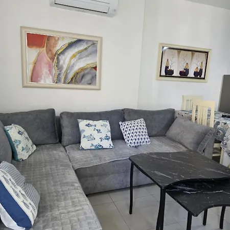 Bledi's Apartments-qerret 1 Apartment Golem (Tirana)