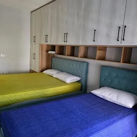 Bledi's Apartments-qerret 1 Apartment Golem (Tirana)